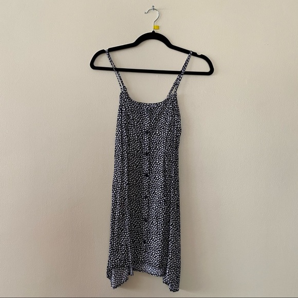 Forever 21 Floral Button up Dress - Picture 8 of 8